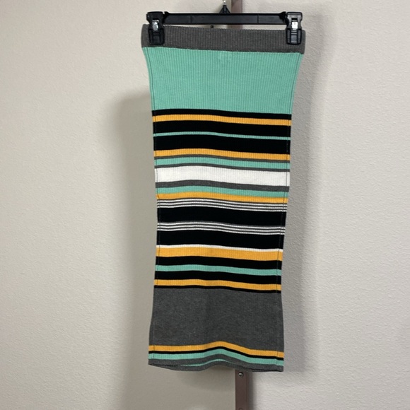 NWT UNIQ Ribbed Knit Multi Color Striped Pencil Skirt - Picture 3 of 4